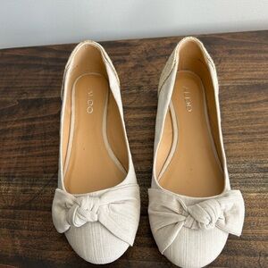 Aldo Cream Flats with Bow Detail, Size 38